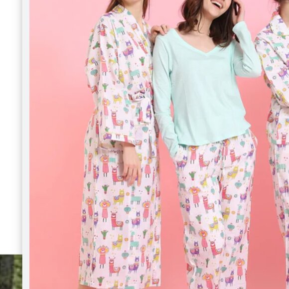 NWT Mahogany Party Llamas AOP 100% Cotton Robe sz M - Picture 11 of 11